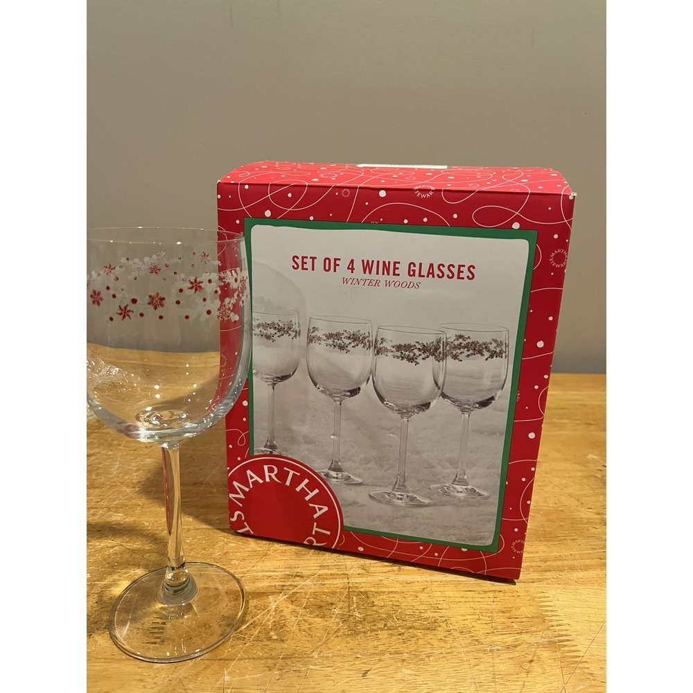 Martha Stewart Winter Woods Berries Wine Glasses Set of 4 Noel Joy Peace Cheers